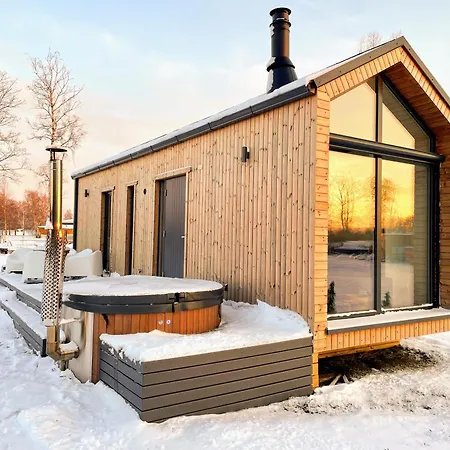 Eco With A Hot Tub And Sauna Пярну